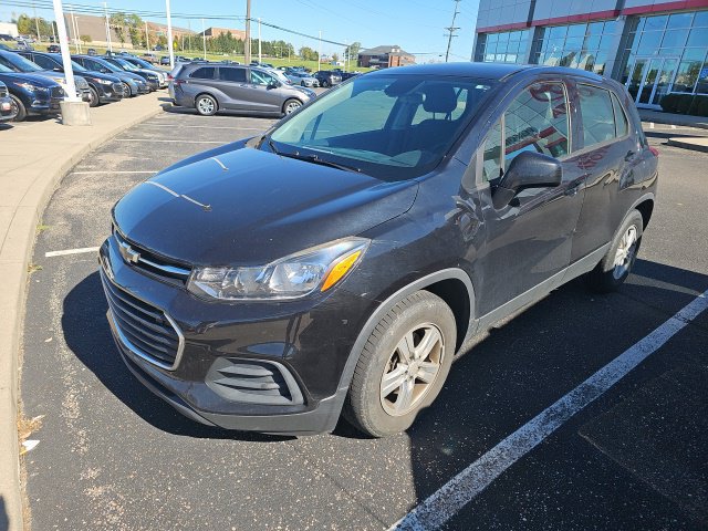 Used 2020 Chevrolet Trax LS FWD image 8