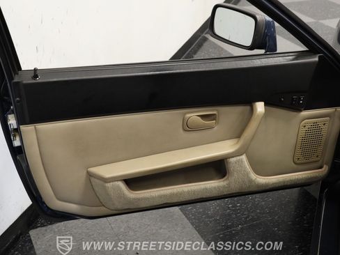 Used 1987 Porsche 944 Turbo image 33