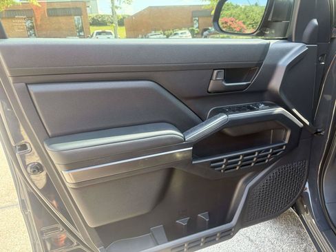 Used 2025 Toyota 4Runner SR5 RWD image 5