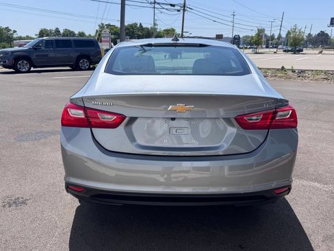 Used 2023 Chevrolet Malibu LT FWD image 4