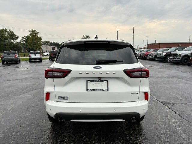 Used 2024 Ford Escape ST-Line Select w/ Tech Pack #1 AWD/4WD image 4