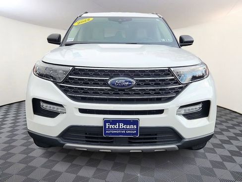 Certified 2022 Ford Explorer XLT w/ Equipment Group 202A image 2