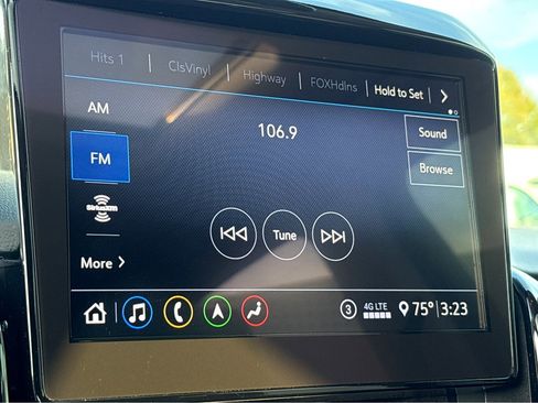 Used 2020 Chevrolet Traverse Premier w/ Redline Edition image 11