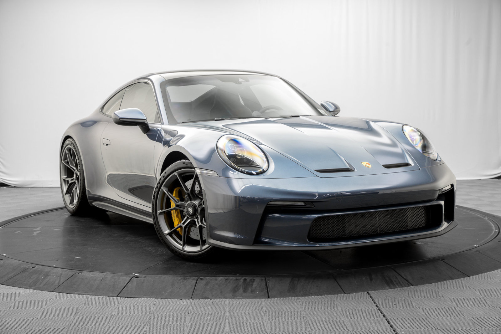 Used 2023 Porsche 911 GT3 RWD image 1