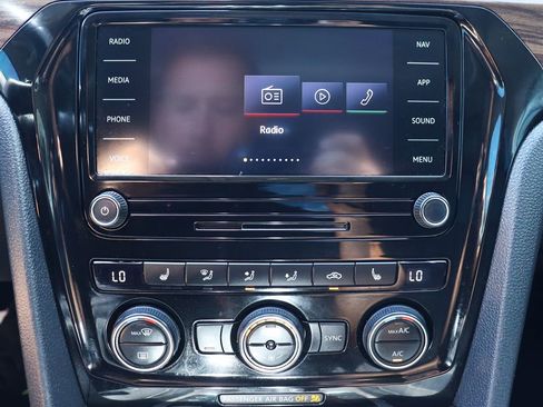 Used 2020 Volkswagen Passat 2.0T SEL image 47