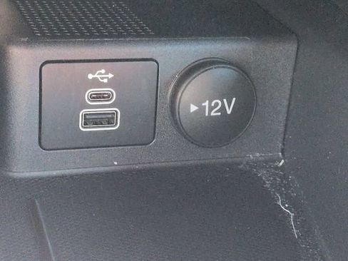 Certified 2025 Ford Escape ST-Line w/ Equipment Group 301A FWD image 21