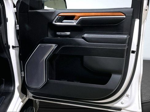 Used 2022 GMC Sierra 1500 Denali image 26