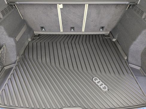 New 2025 Audi Q5 Premium image 19