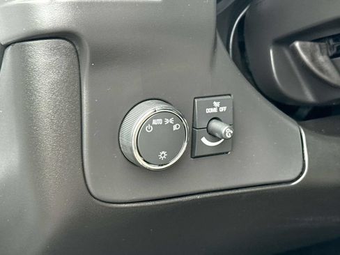 Used 2025 Chevrolet Express 3500 LT w/ LT Preferred Equipment Group RWD image 12