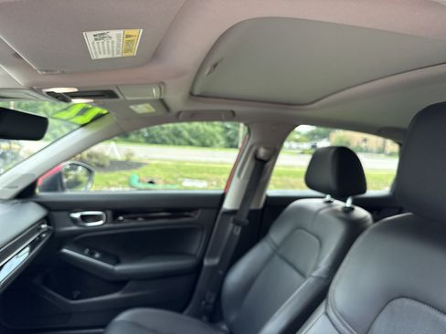 Used 2022 Honda Civic Touring image 28