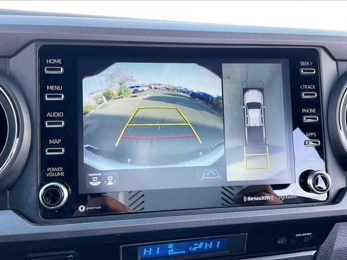 Used 2023 Toyota Tacoma TRD Off-Road image 21