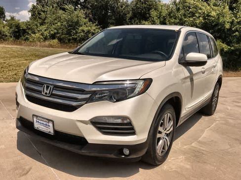 Used 2017 Honda Pilot EX-L image 2