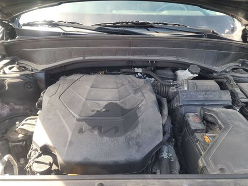 Used 2025 Kia Telluride S FWD image 16