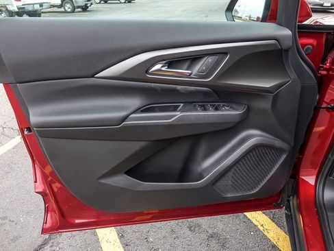 New 2026 Chevrolet Equinox EV LT image 11