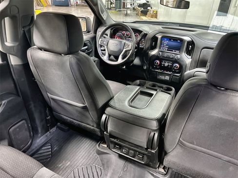 Used 2021 Chevrolet Silverado 1500 RST image 19