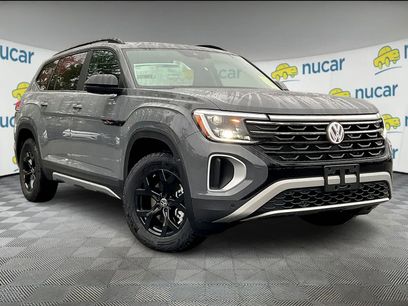 New 2026 Volkswagen Atlas Peak Edition