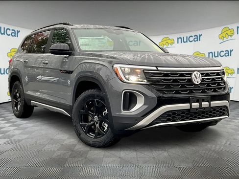 New 2026 Volkswagen Atlas Peak Edition AWD/4WD image 1
