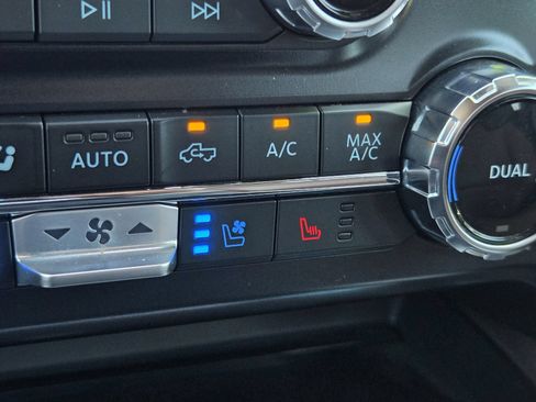 Used 2024 Ford F250 King Ranch w/ Chrome Package AWD/4WD image 25