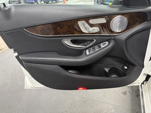 Used 2015 Mercedes-Benz C 300 4MATIC Sedan image 8