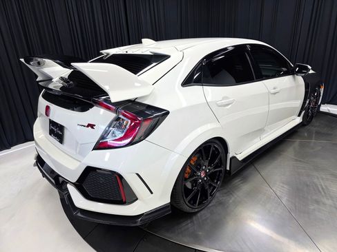Used 2018 Honda Civic Type R image 56