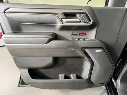 Used 2025 GMC Sierra 1500 AT4 w/ AT4 Premium Package AWD/4WD image 33