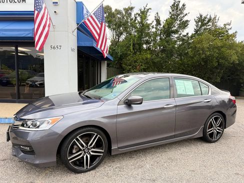 Used 2017 Honda Accord Sport Special Edition image 26