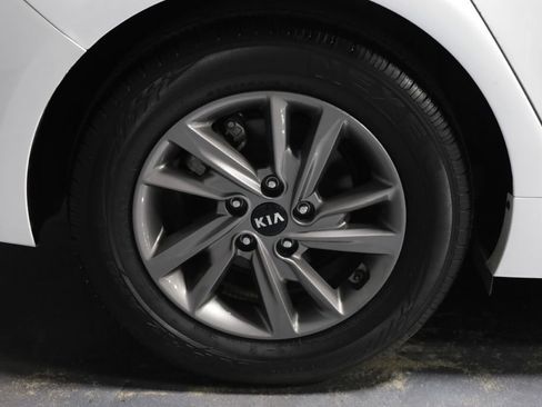 Used 2020 Kia Optima LX FWD image 36