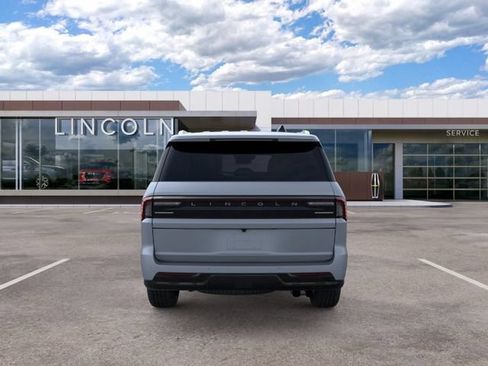 New 2026 Lincoln Navigator Reserve AWD/4WD image 5