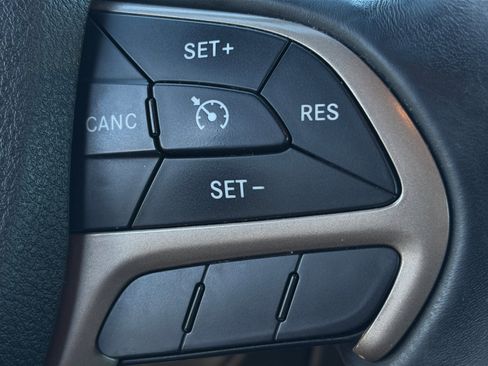 Used 2017 Jeep Grand Cherokee Laredo w/ Quick Order Package 23E image 27