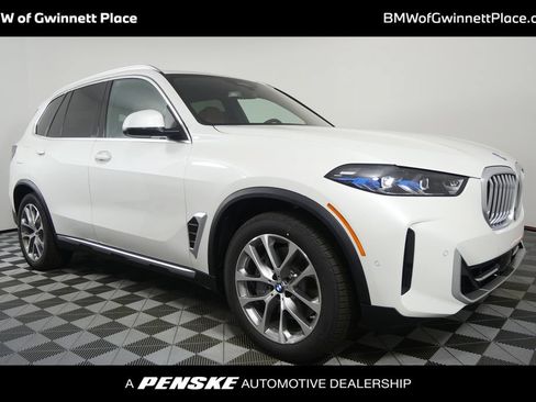 Used 2026 BMW X5 xDrive50e AWD/4WD image 1