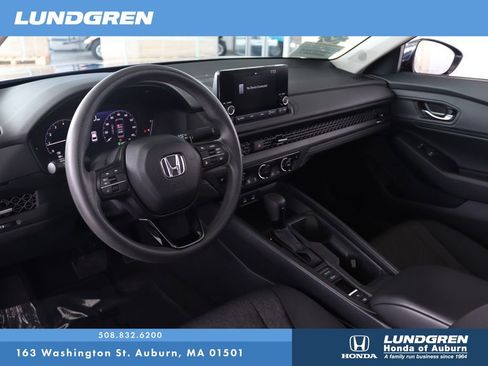 Used 2024 Honda Accord EX image 8