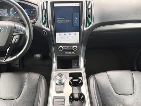 Used 2022 Ford Edge Titanium w/ Equipment Group 301A AWD/4WD image 8