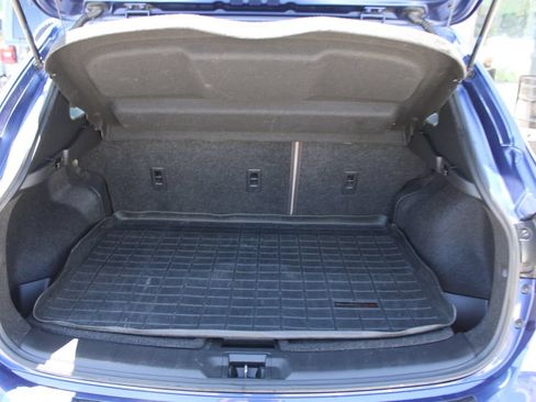 Used 2020 Nissan Rogue Sport SV FWD image 9