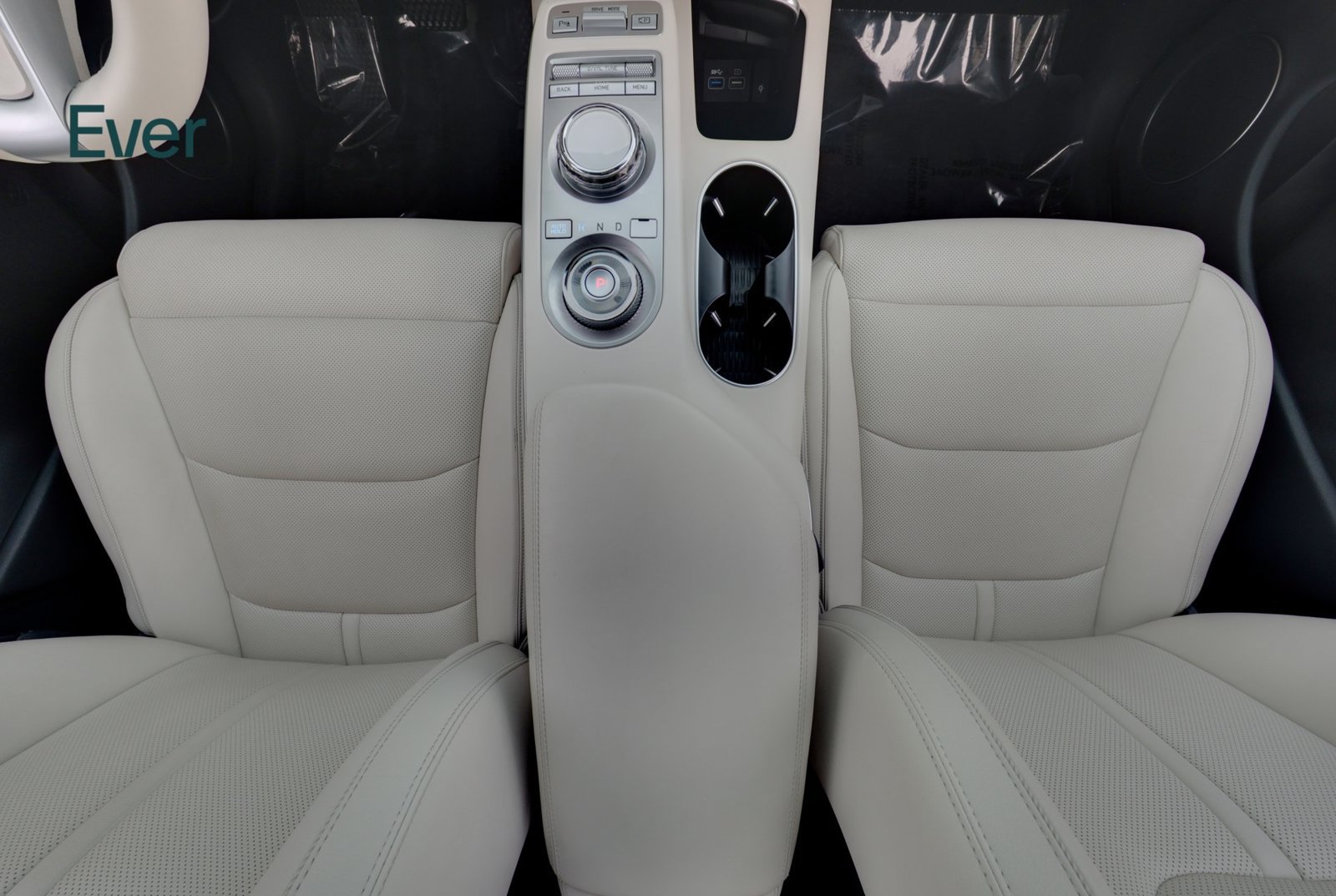 Used 2023 Genesis Electrified GV70 AWD/4WD image 27