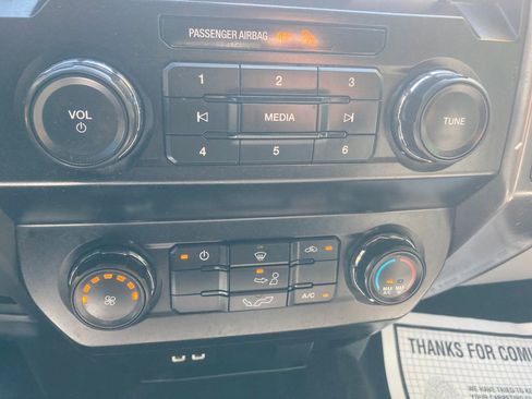 Used 2020 Ford F150 XLT image 25