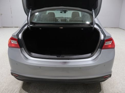 Used 2024 Chevrolet Malibu LT FWD image 20