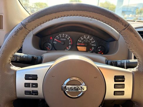 Used 2017 Nissan Frontier SV w/ SV Value Truck Package RWD image 31