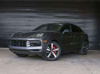 New 2025 Porsche Cayenne S video 1