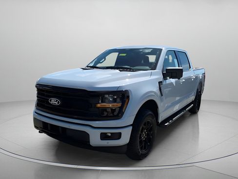 New 2025 Ford F150 XLT w/ Equipment Group 302A MID image 11