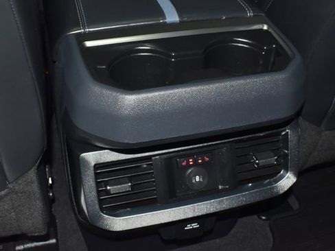 Used 2025 Ford F250 Platinum image 35