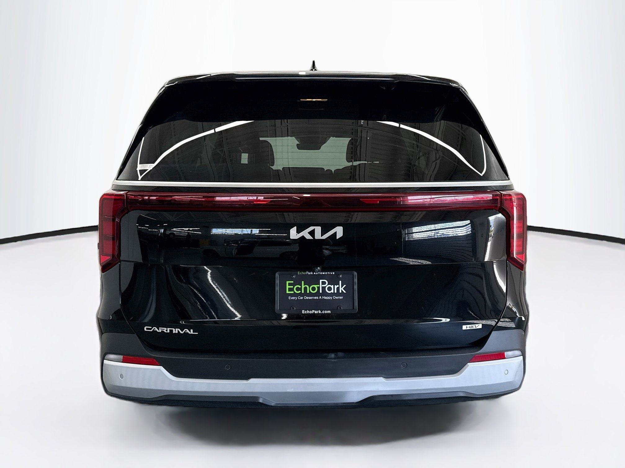 Used 2026 Kia Carnival LXS FWD image 7