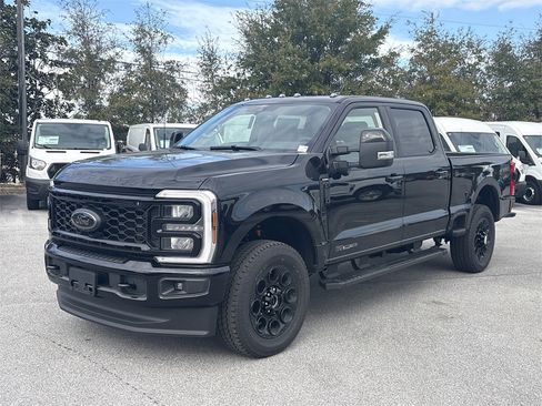 New 2026 Ford F250 Lariat w/ Black Appearance Package image 9