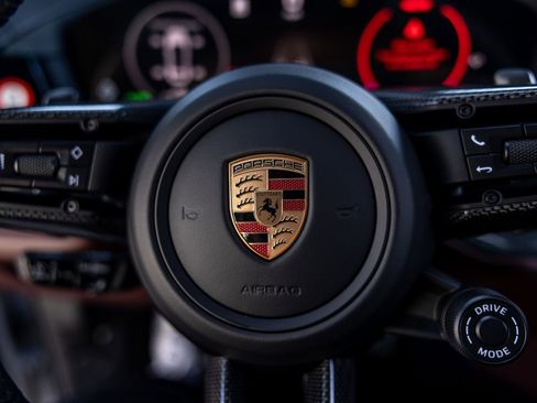 New 2026 Porsche Cayenne GTS AWD/4WD image 36