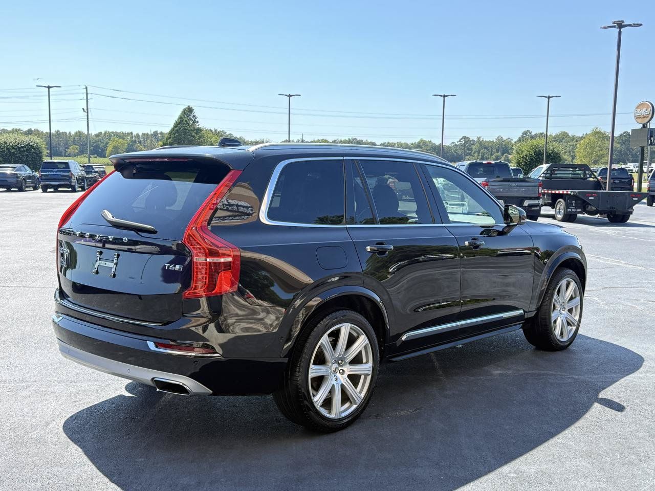 Used 2018 Volvo XC90 T6 Inscription w/ Convenience Package AWD/4WD image 3