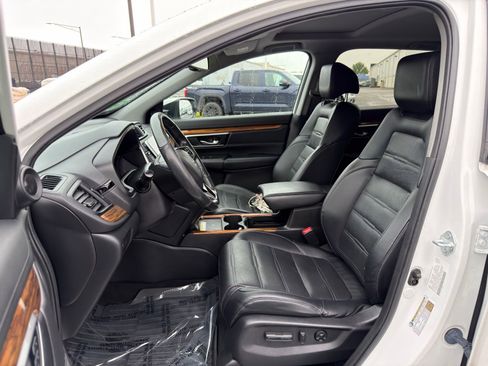 Used 2021 Honda CR-V Touring image 12