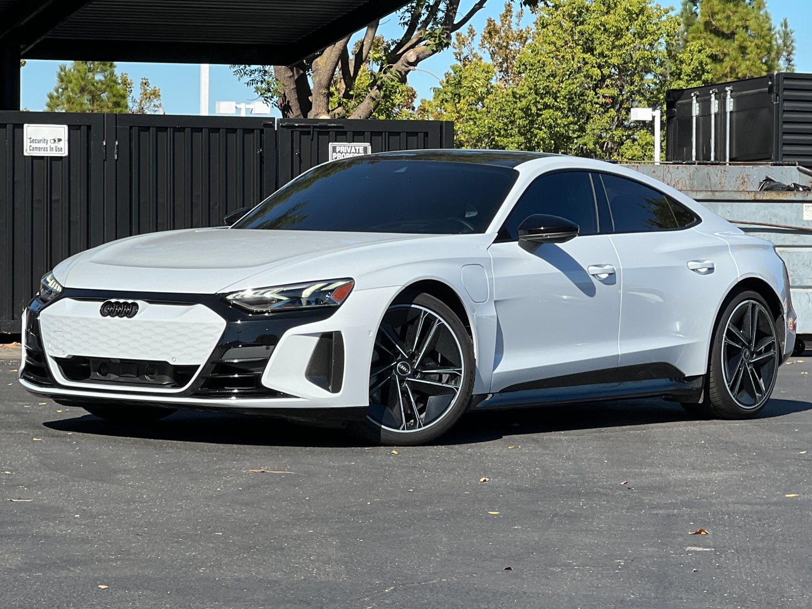 Used 2024 Audi RS e-tron GT w/ Ceramic Brake Package AWD/4WD image 1