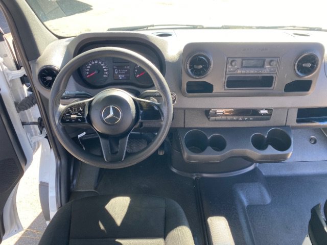 Used 2023 Mercedes-Benz Sprinter 2500 image 21