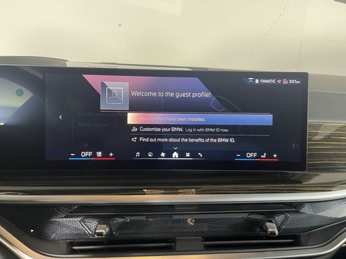 Used 2025 BMW X5 xDrive40i AWD/4WD image 12