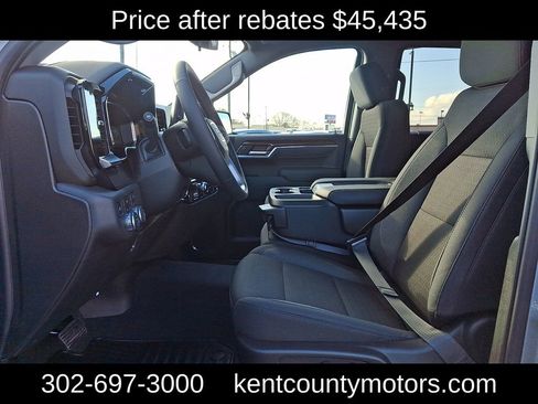 New 2026 GMC Sierra 1500 Elevation image 11