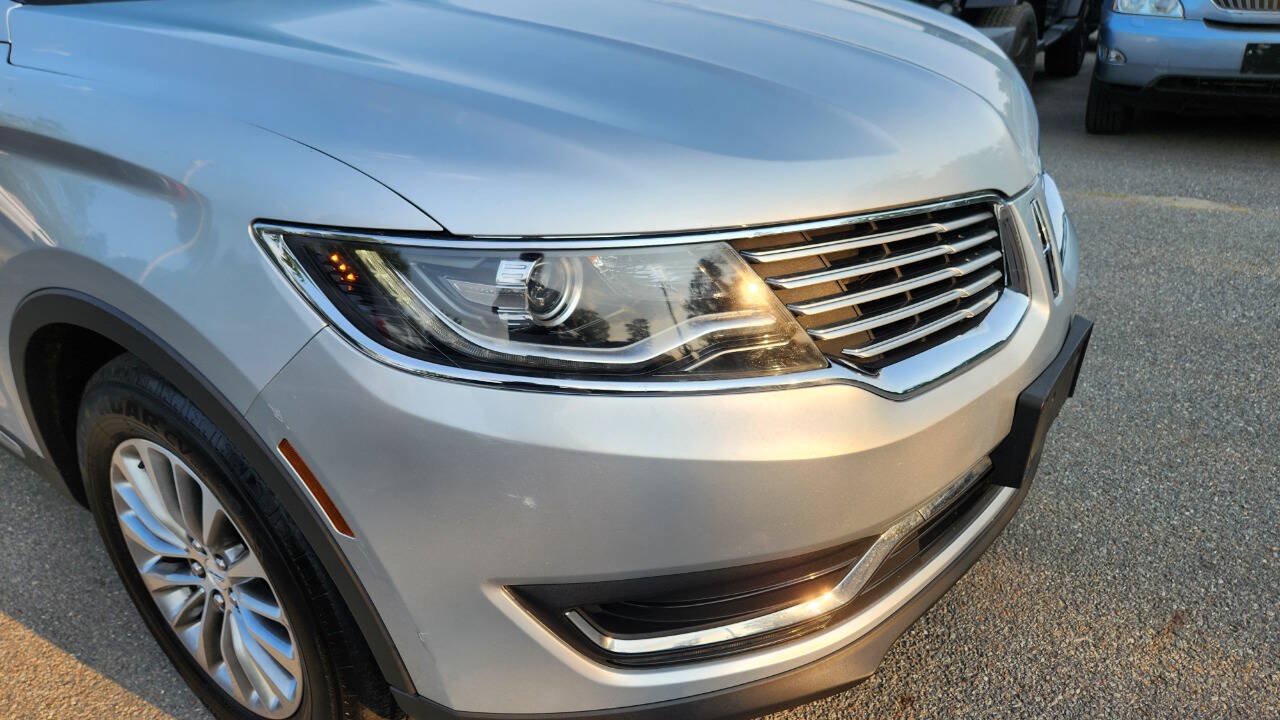 Used 2016 Lincoln MKX Select w/ Select Plus Package AWD/4WD image 20